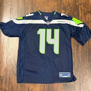 DK Metcalf Seattle Seahawks NFL Proline like new size Large (K20)